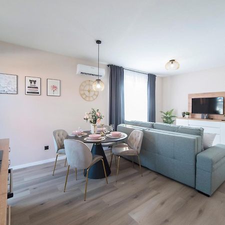 Apartment Lemm 500M From The Arena Загреб Екстериор снимка